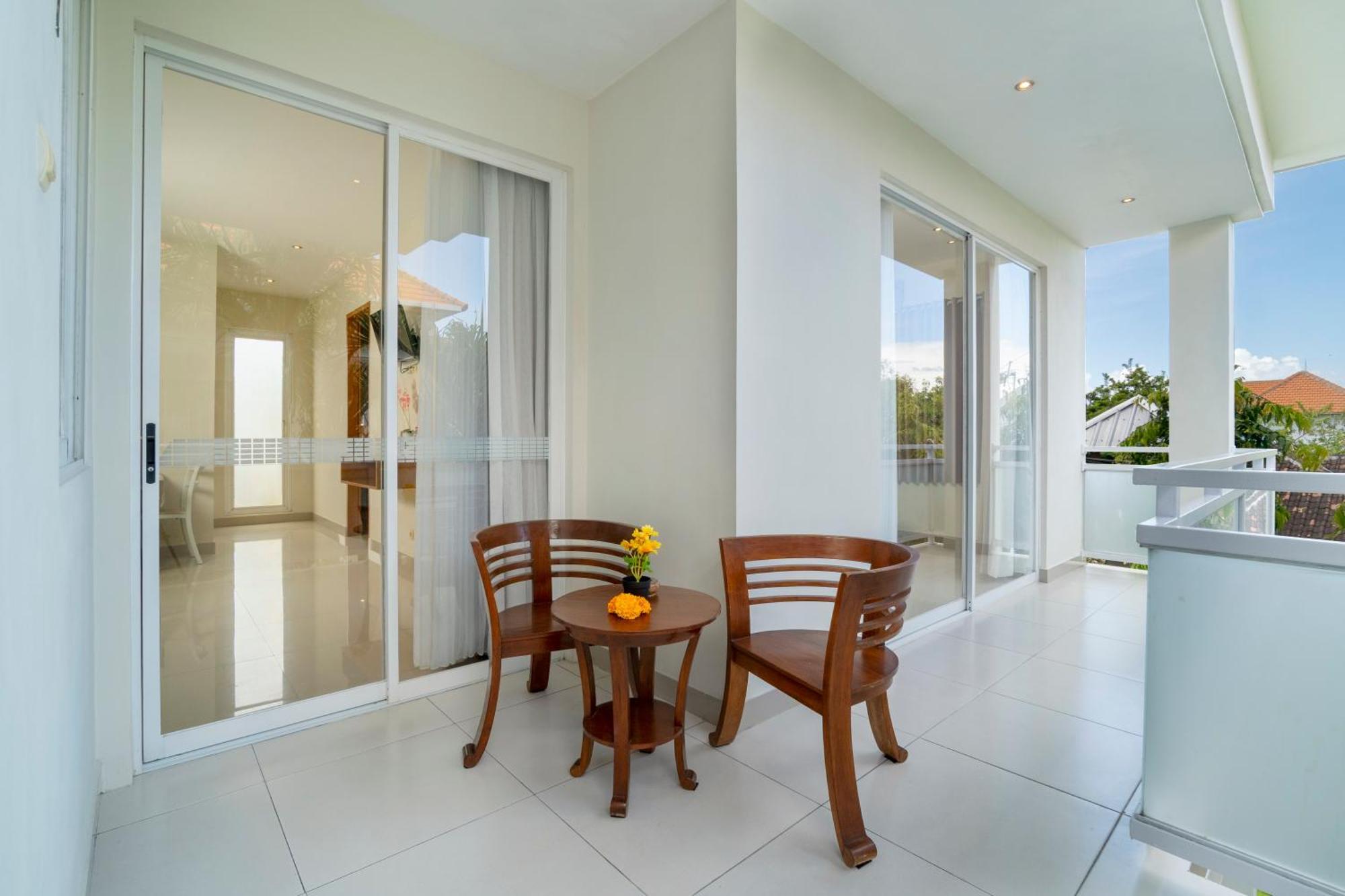 Hotel Oxy House Bali Sanur Esterno foto
